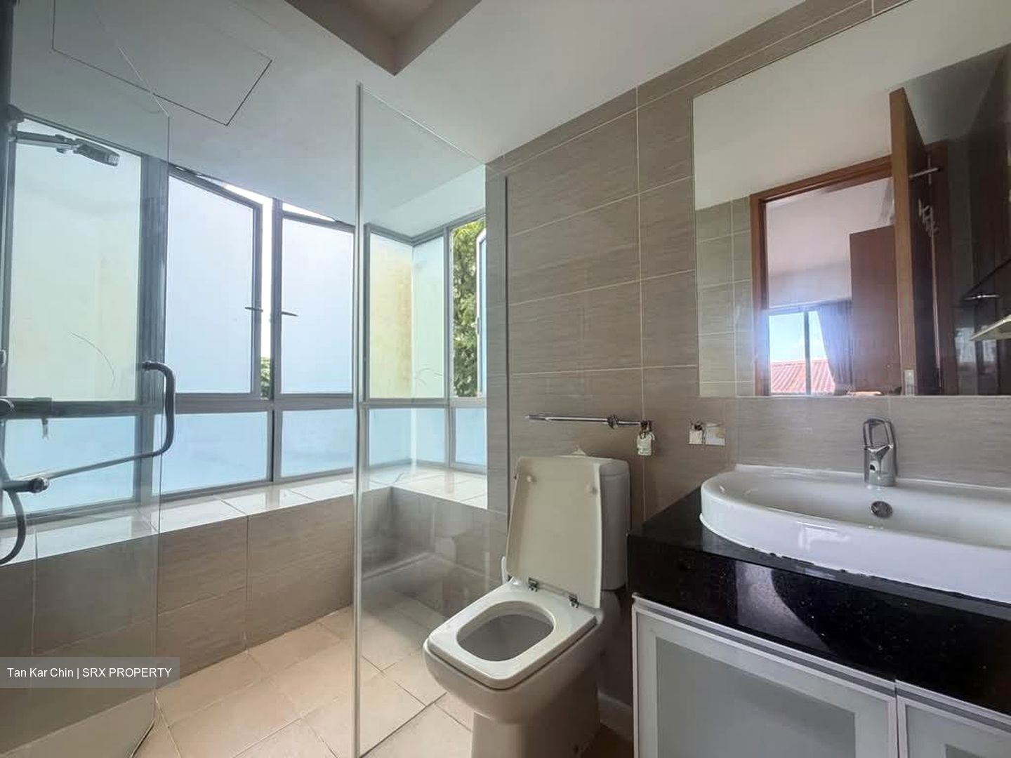 Esta Ruby (D14), Apartment #563727211